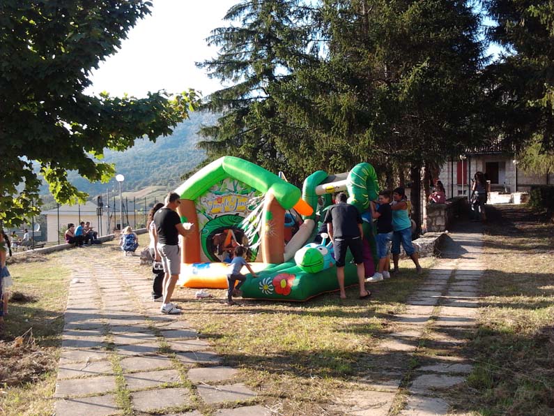 Animazione Bambini, gonfiabili e popcorn